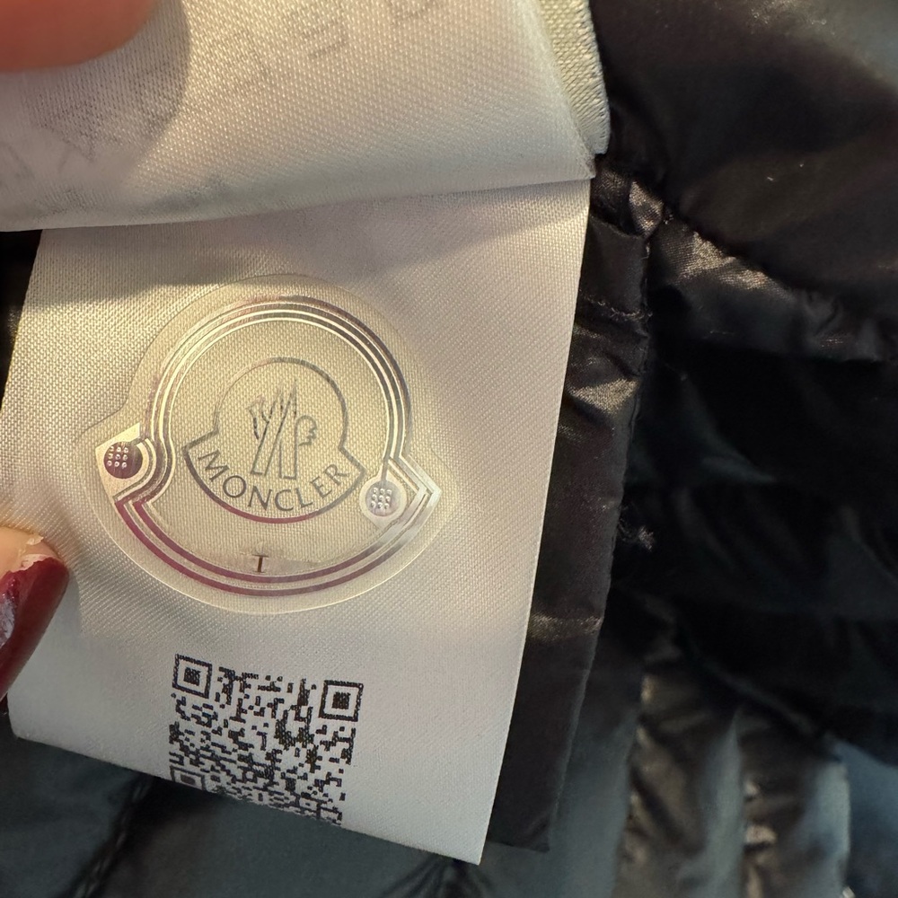 Moncler Shiny Black Puffer Vest - Picture 14 of 14
